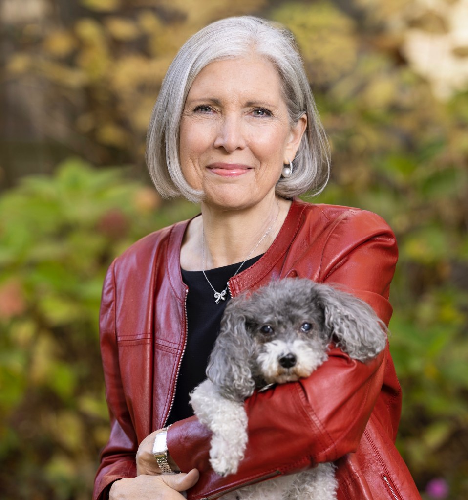 Author Ronni Diamondstein and her dog Maggie Mae